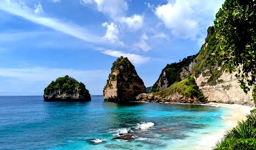 Diamond beach - Nusa Penida Bali