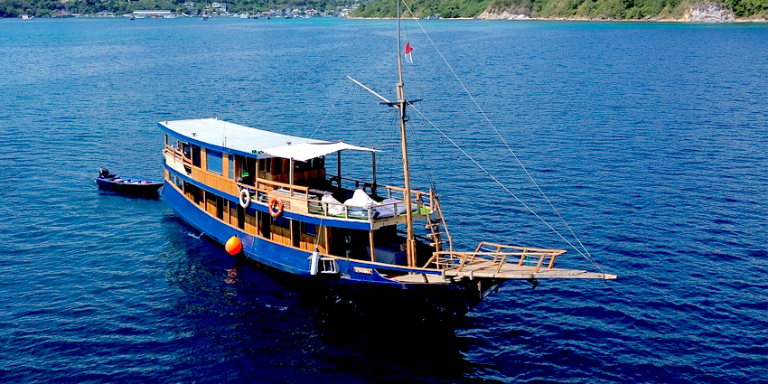 Maydian private boat for 2 days trip Komodo island