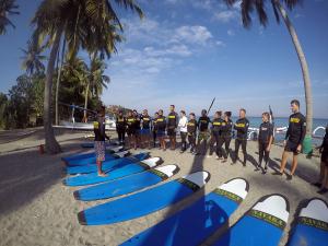 Join group - Beginner surf Lesson at Nayaka